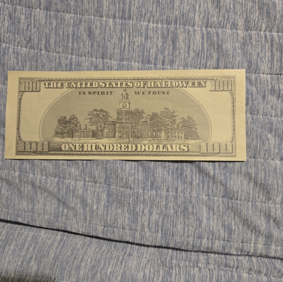 Fun And Collectable Novelty 100 Dollar Bill Prop. United States Of Halloween - Picture 2 of 4